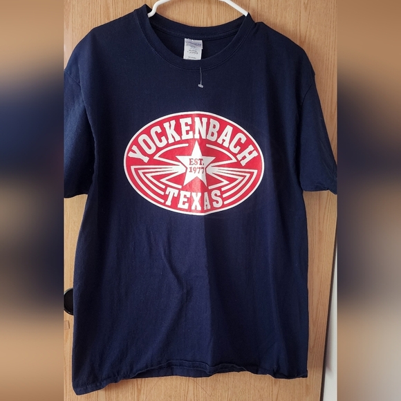 Gildan Blue and Red Short Sleeve Tee - Picture 1 of 5